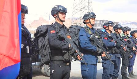 山地大作战、丛林搜索、峭壁攀岩……他们在海拔3800米高原上进行“魔鬼训练”
